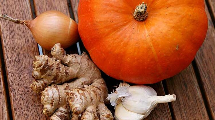 A cabaza, a cebola, o xenxibre e o allo son alimentos antihelmínticos eficaces
